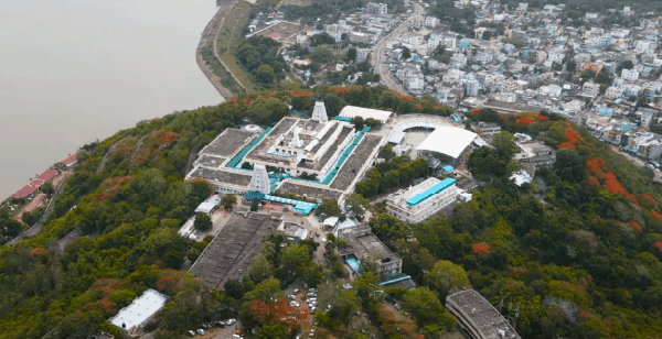 https://dev-public.freshbus.com//Booking_City_Sub_Images_300x154_2x_Ratnagiri_Hill_0b71e006e2.png
