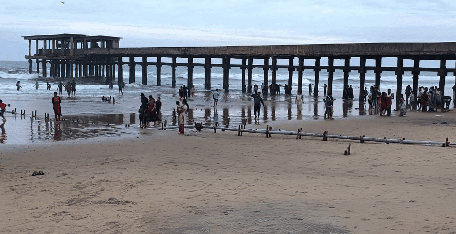 https://dev-public.freshbus.com//Booking_City_Sub_Images_300x154_Palmanpeta_Beach_3x_3d0df76a04.png