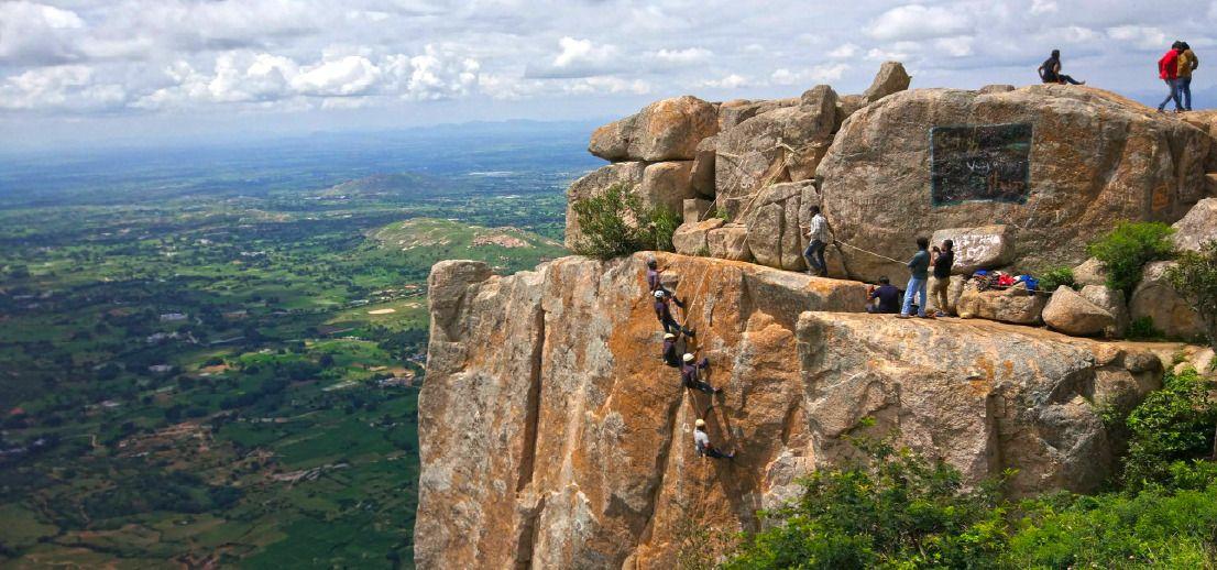 A Guide to Budget-Friendly and Eco-Friendly Summer Vacations Using AC Electric Buses